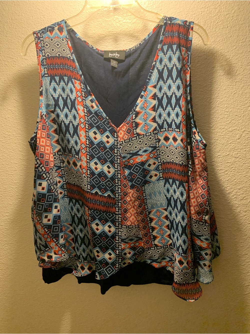 Sleeveless V-Neck Geometric Print Tank Top - Blue & Coral